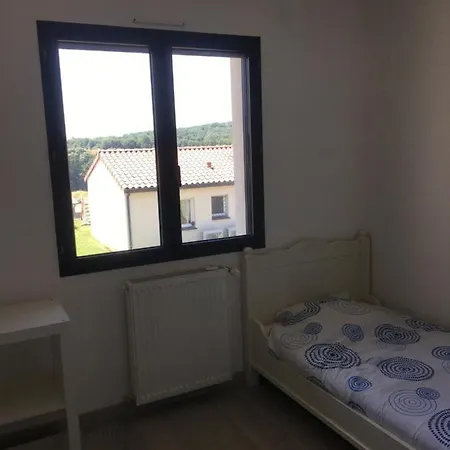 Maison Individuelle Holiday home *